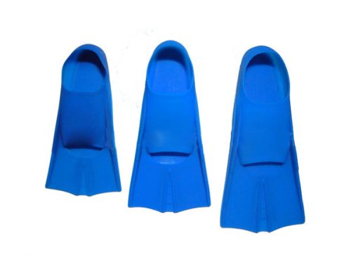 Silicone swim fins for swimming and diving